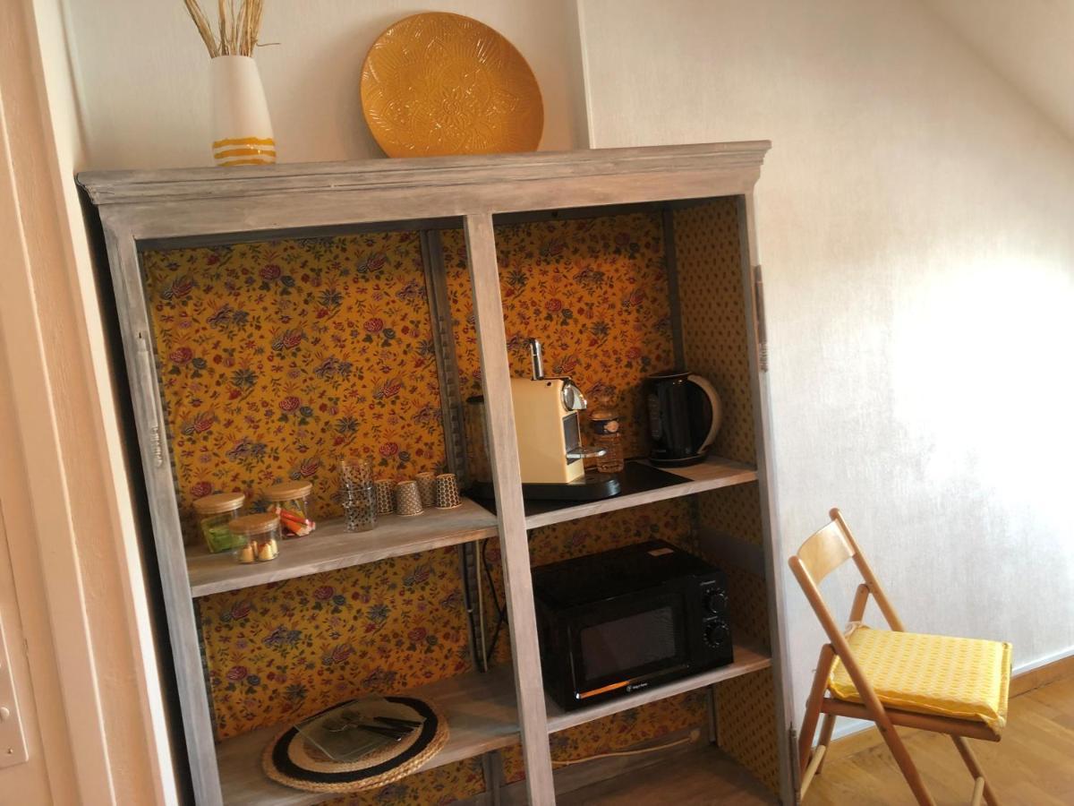 Grande Chambre Familiale Jaune Tout Bonnement Bien Putot-en-Auge Екстериор снимка